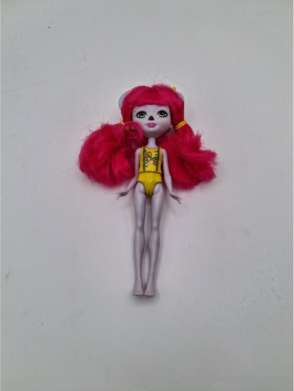Mattel Enchantimals Karina Koala Doll Bright Pink/Red Hair 6 inch